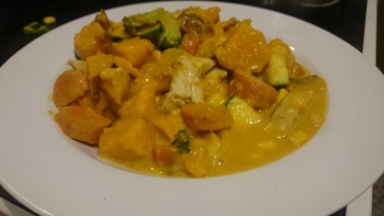 Süßkartoffel-Karotten Curry